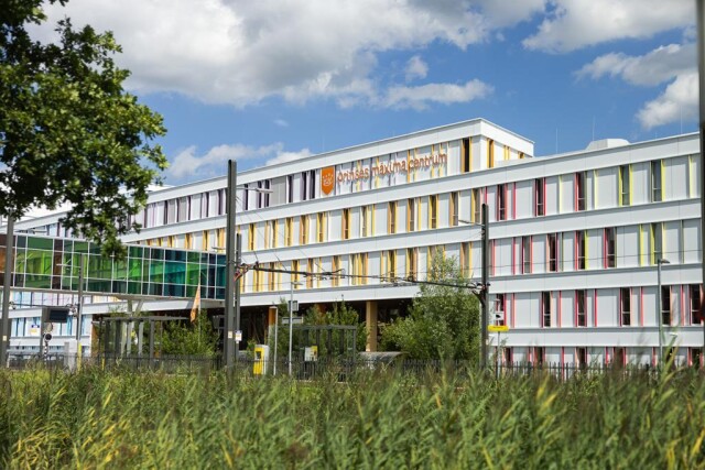 Máxima vooraanzicht gebouw 3